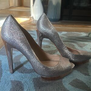 BCBGMAXAZARIA gorgeous party shoe!